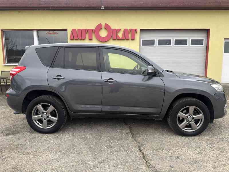 Toyota Rav4 2.2 D-4D ABD/1MAJ/NAVI/Výhřev - foto 2