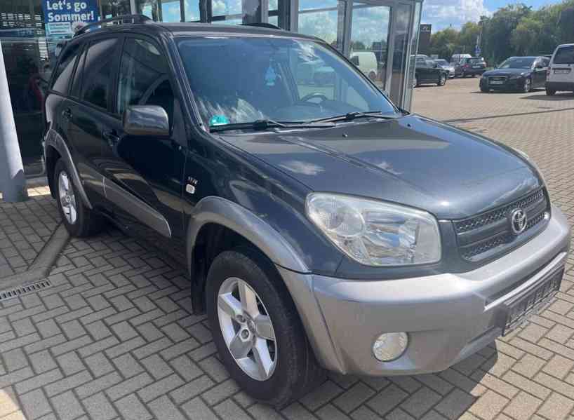 Toyota RAV4 2.0i Sol 4x4 benzín 110kw - foto 1