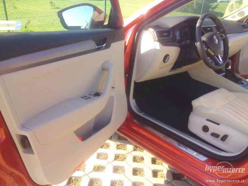 Škoda Superb Combi  v atraktivní barvě - foto 9