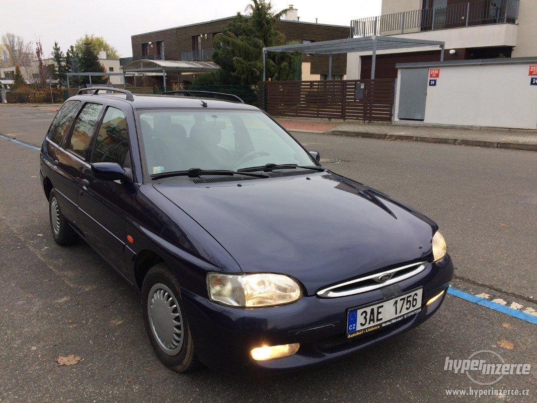 Ford Escort Combi (GHIA) - výhodně - foto 1