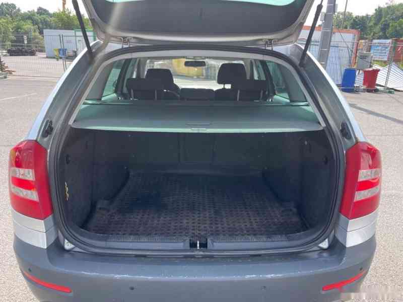Škoda Octavia, 2,0 TDi 4X4, SCOUT, SERVISKA - foto 5