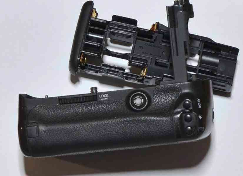 Canon BG-E11 Origin. battery grip pro EOS 5D MRK 3 - foto 4
