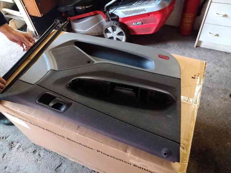  Vnitřní polstrování a okenní lišty do LP dveří Škoda Fabia  - foto 2