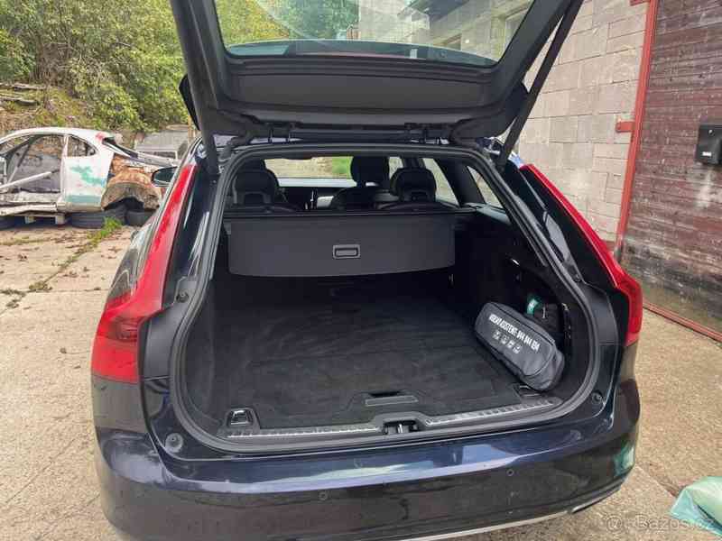 Volvo V90 2,0 D5 AWD 173kw, 4x4 - foto 6