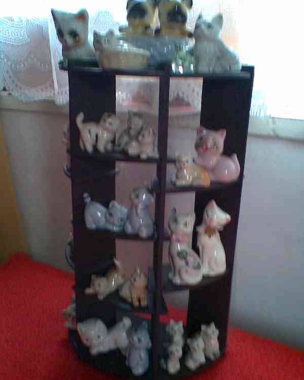 Sbírka porcelánových koček - foto 9