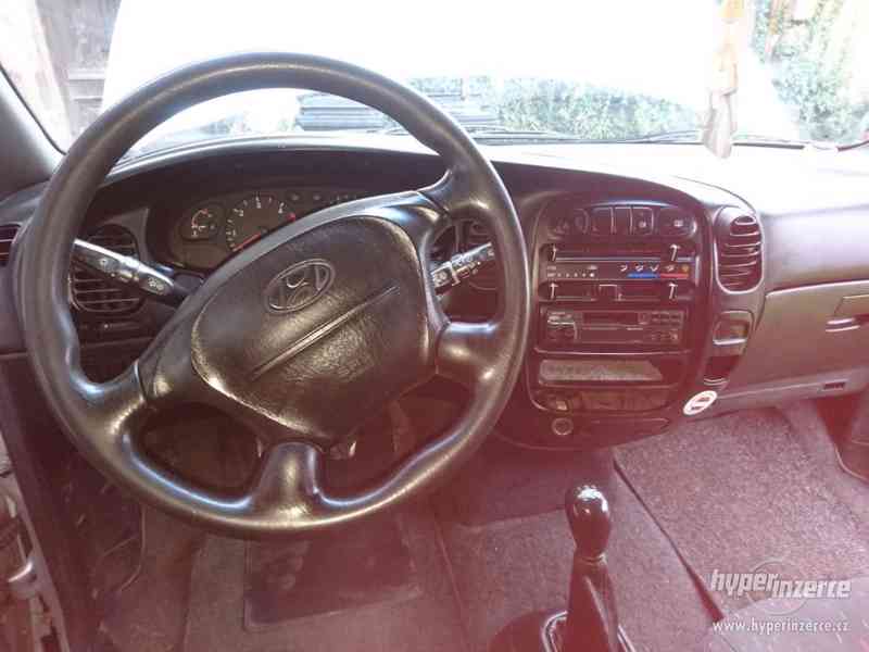 Dodávka Hyundai H1, r.v. 2001 - foto 4