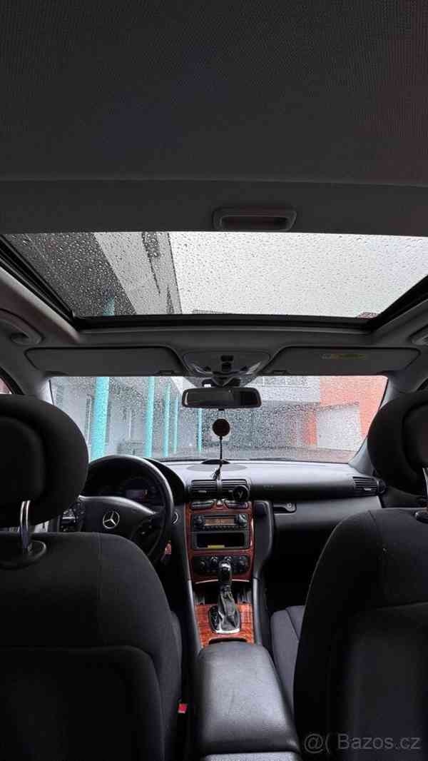 Mercedes-Benz Třídy C 2,2   220 CDI (W203) - foto 7