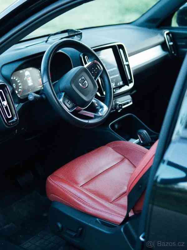 Volvo XC40 2,0   T5 AWD 2018 - foto 12