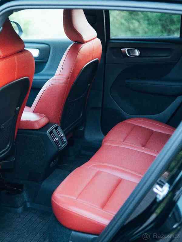 Volvo XC40 2,0   T5 AWD 2018 - foto 13