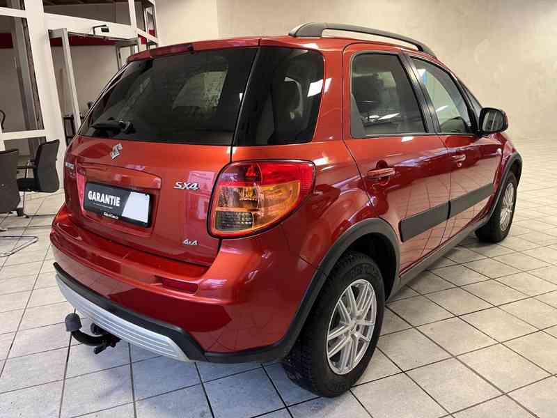 Suzuki SX4 Club 1.6i 4x4 benzín 79kw - foto 6