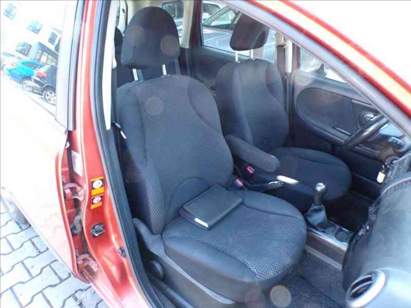 Nissan Note 1,4 i TAŽNÉ ZAŘÍZENÍ - foto 11