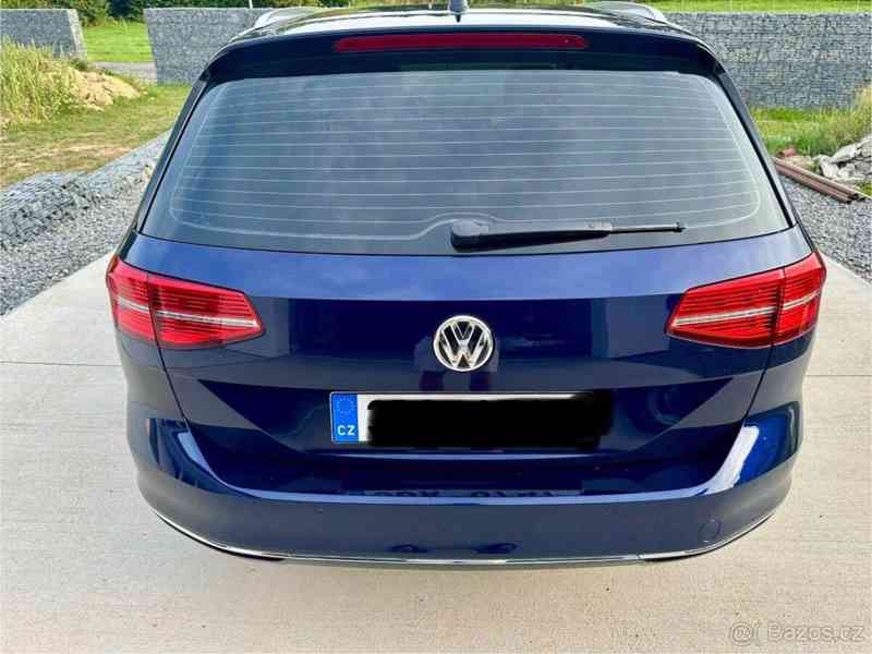 Volkswagen Passat 2,0   2.0TDI - foto 12