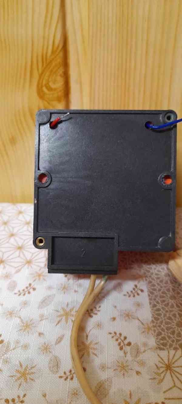 spínací hodiny - foto 2