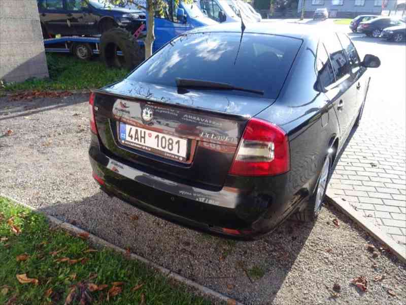 Škoda Octavia 1,6   Škoda Octavia TDI - foto 8