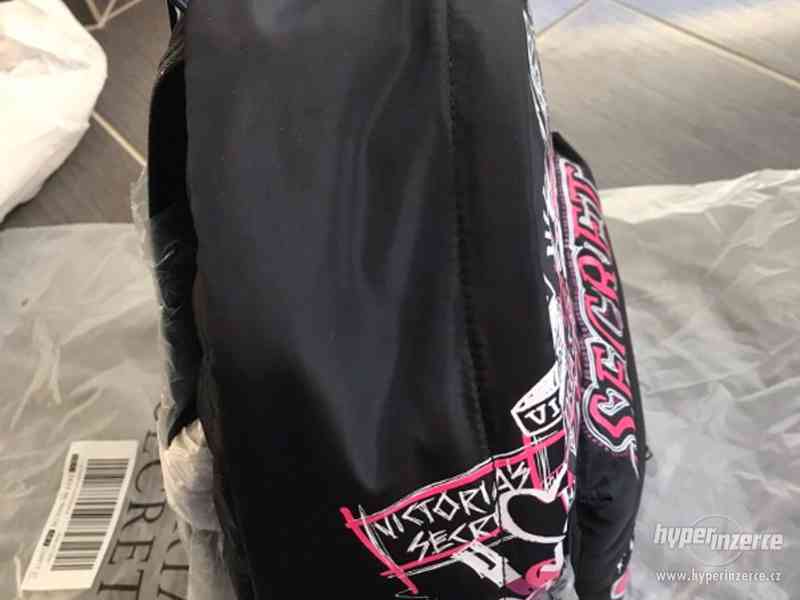 NOVÝ batoh Victoria Secret - foto 3