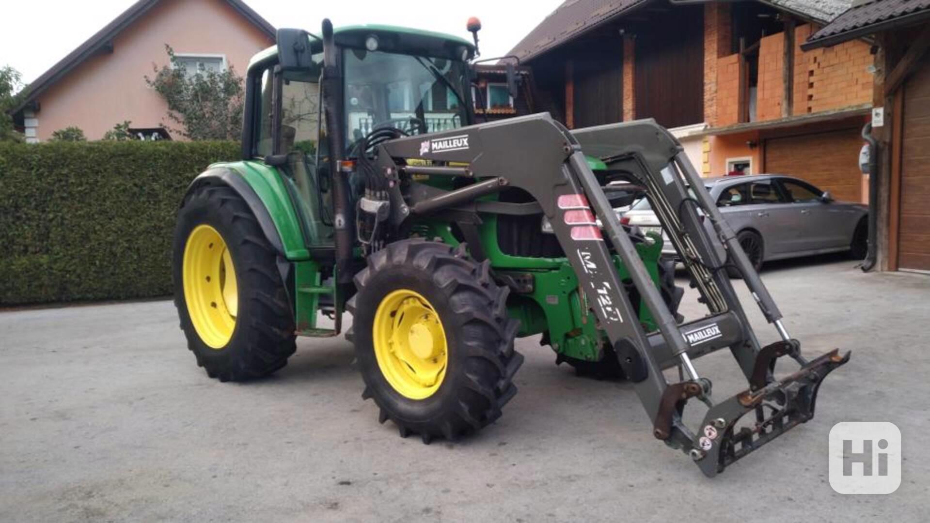John Deere 6230 + Mailleux MX120 - bazar - Hyperinzerce.cz