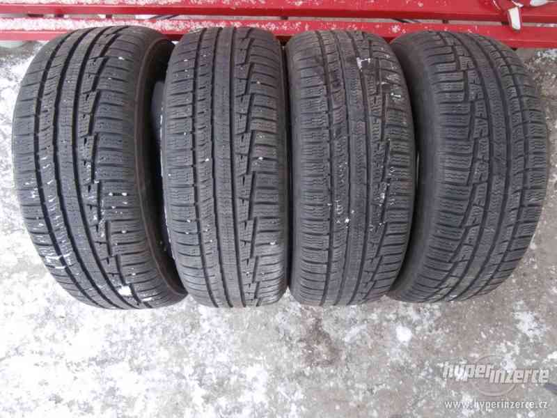 Zimní pneumatiky 225/55 R17 101V Nokian 90% - foto 1