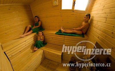 Ubytování v chatě pro 4 osoby bazén, vířivka, masáže, wifi - foto 6