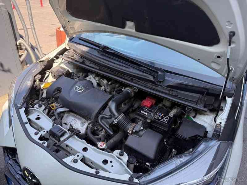 Toyota Yaris 1,5 2018 i - foto 7
