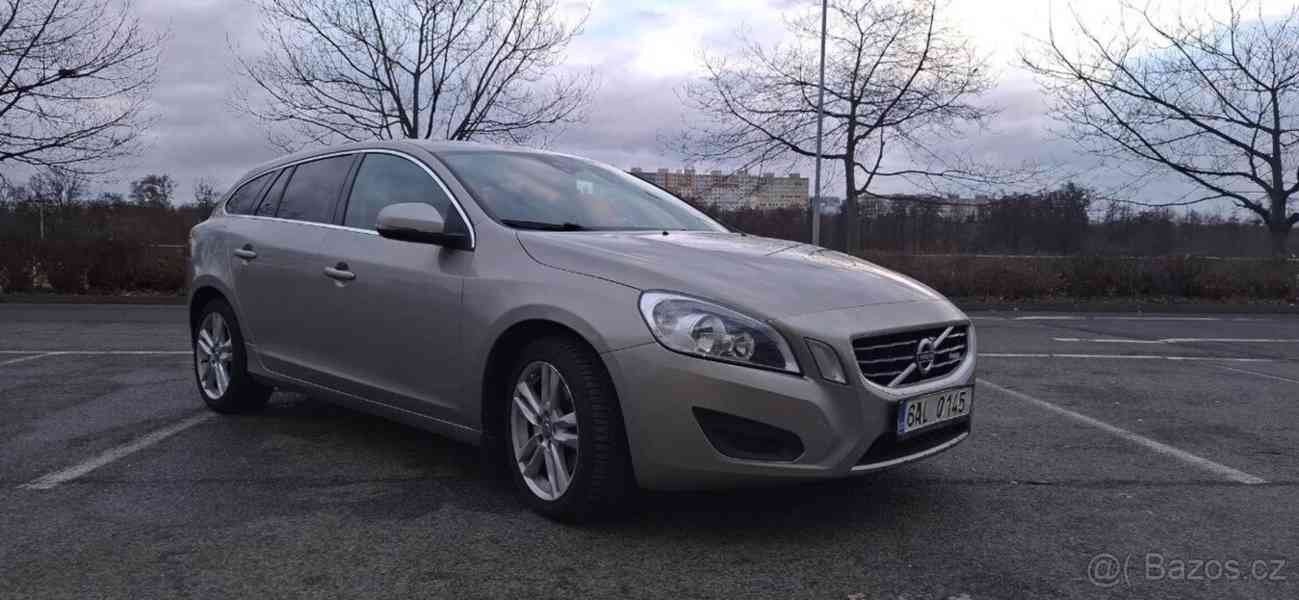Volvo V60 1,6 - foto 8