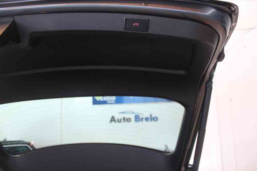 Škoda Octavia  2.0TDI DSG STYLE+ LED Navi Tažné 83000KM - foto 17