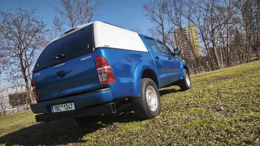 Toyota Hilux 2.5D 106 kW 4d DoubleCab 1. majitel ČR - foto 2
