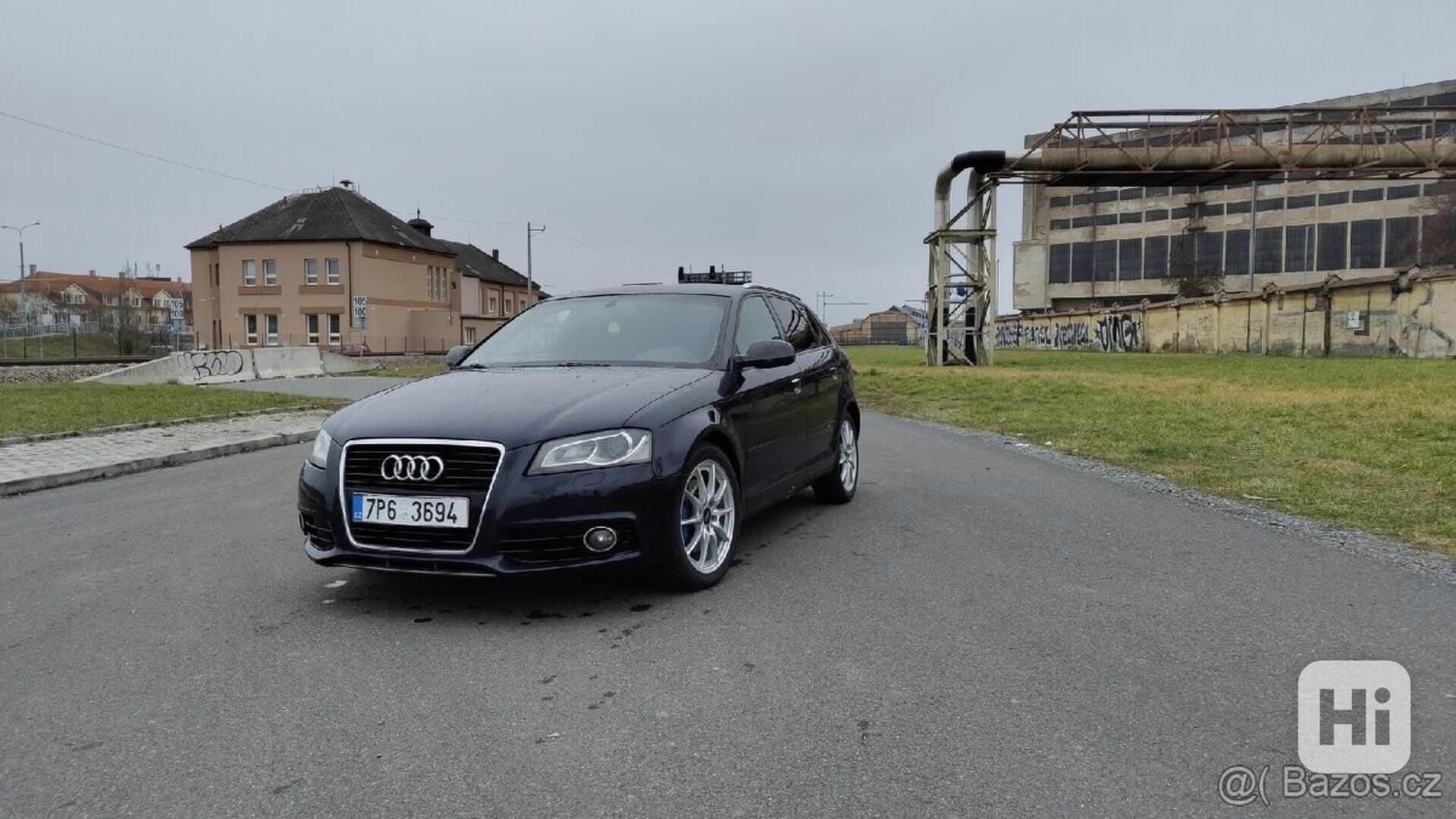 Audi A3 2,0   8P - foto 1