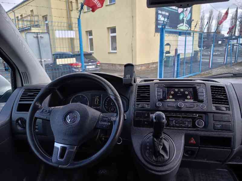 VOLKSWAGEN Caravelle 2,0TDI 4Motion Comfortline 9-míst - foto 21