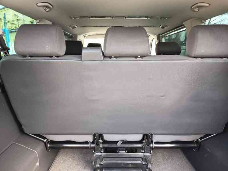 VOLKSWAGEN Caravelle 2,0TDI 4Motion Comfortline 9-míst - foto 26