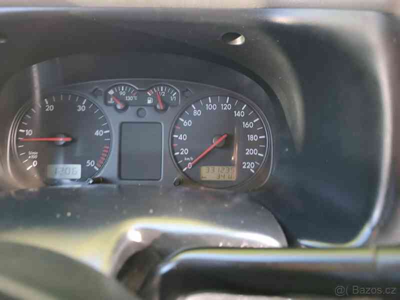 Volkswagen Transporter 2,5   T4 - foto 5
