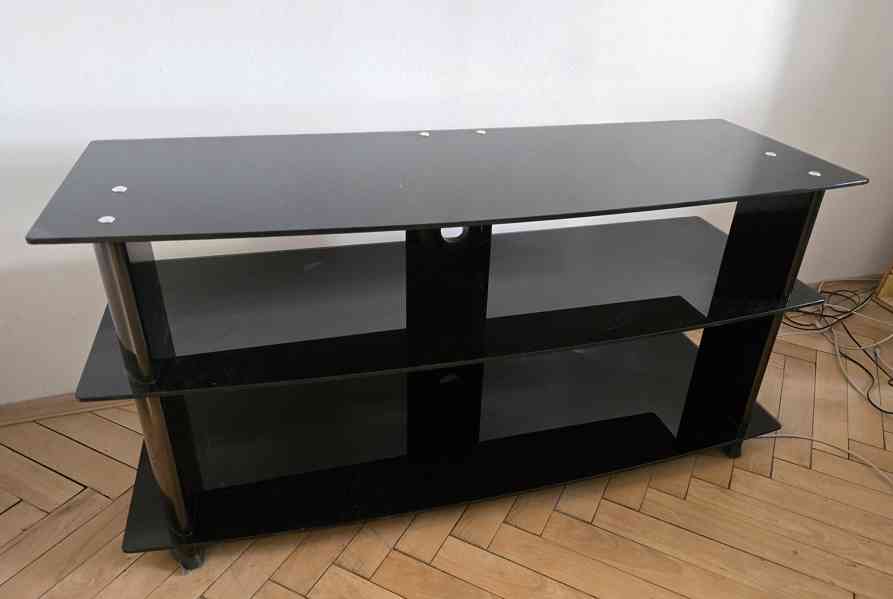 Televizní stolek, skleněný, černý, bytelný