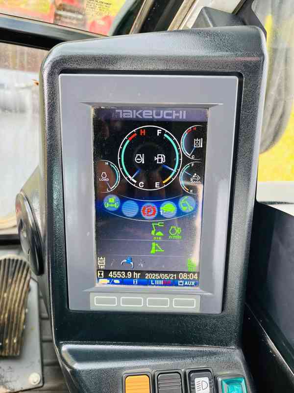 Kolové rypadlo Takeuchi TB295W 2PB (Možnost leasingu) - foto 9