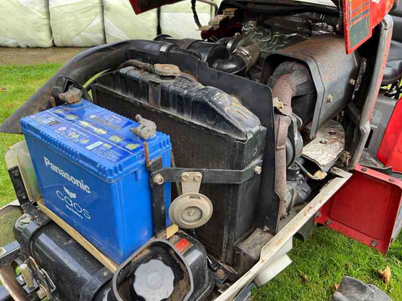 Traktor Yanmar F-7 Rok výroby 1992 - foto 6