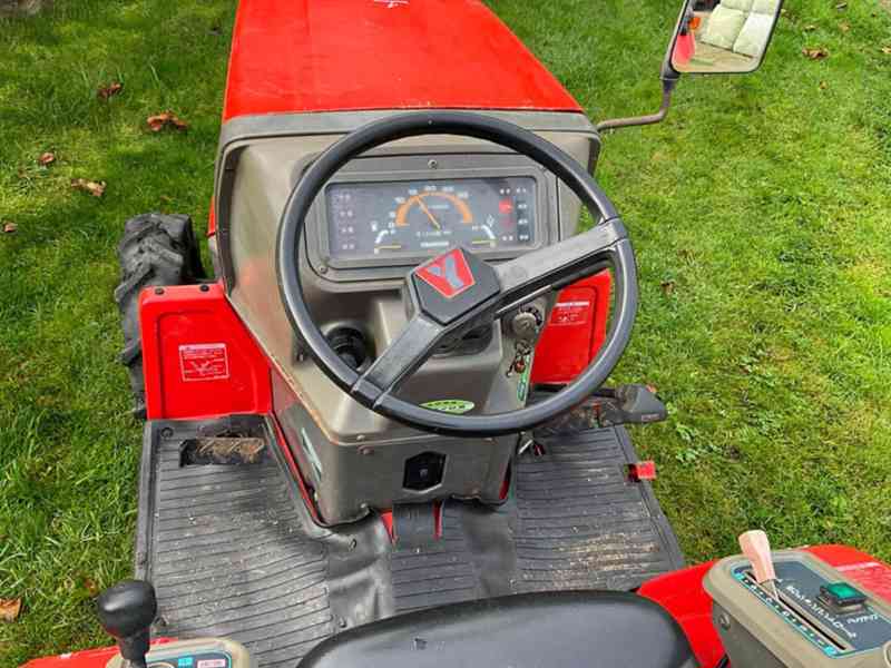 Traktor Yanmar F-7 Rok výroby 1992 - foto 8