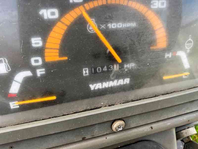 Traktor Yanmar F-7 Rok výroby 1992 - foto 9