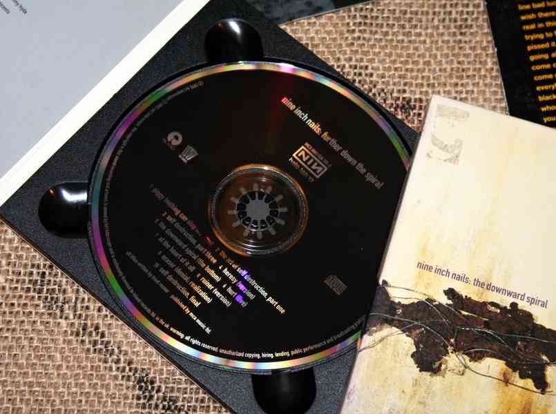 4x CD ... NIN - NINE INCH NAILS - prodej sbírky !!! - foto 4