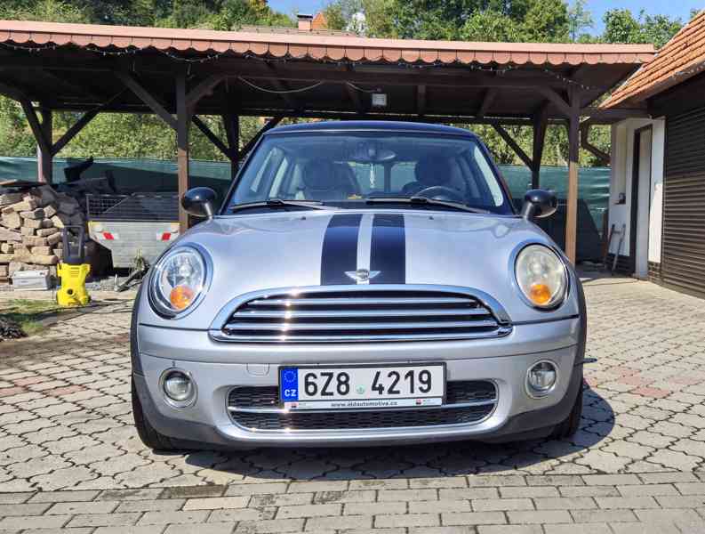 Mini Cooper 1.6D 80kW 2007 - foto 2