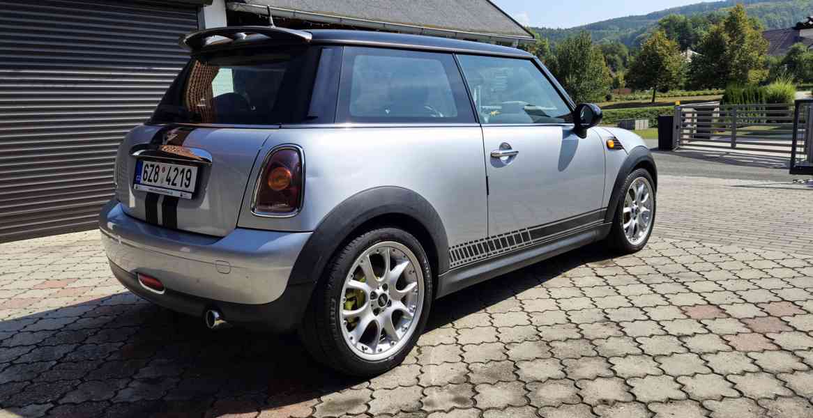 Mini Cooper 1.6D 80kW 2007 - foto 13