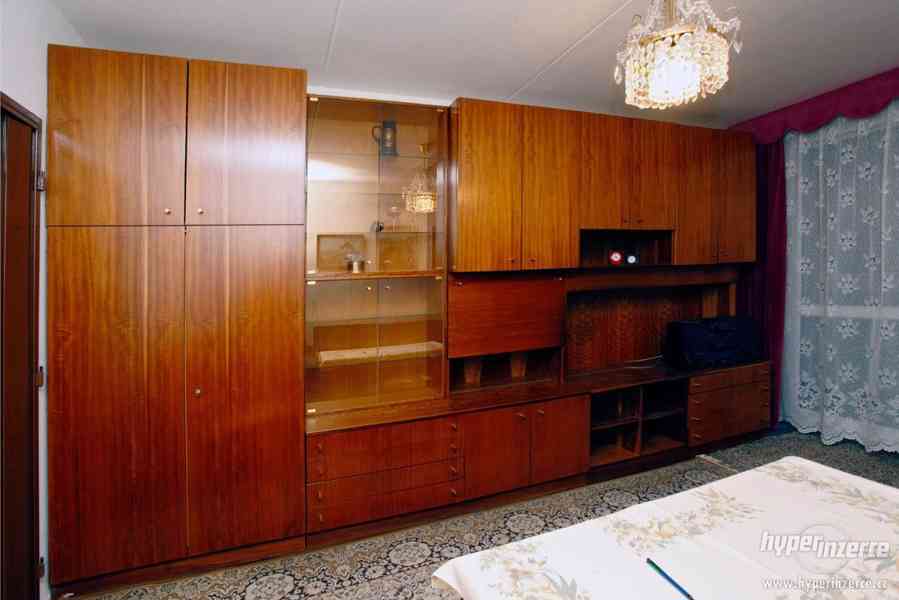 obývací stěna - foto 2