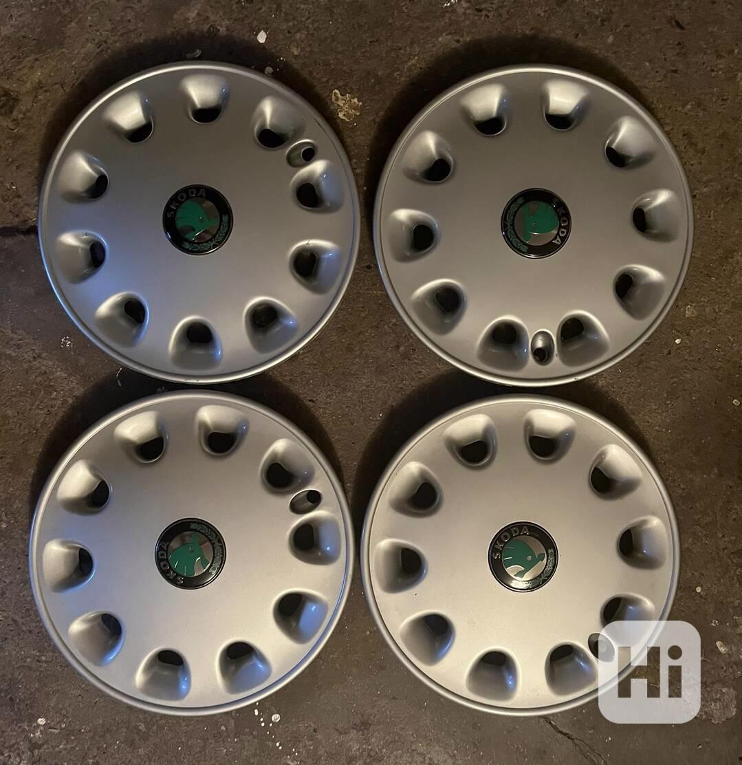 Poklice na ŠKODA FELICIA GLX - sada - foto 1