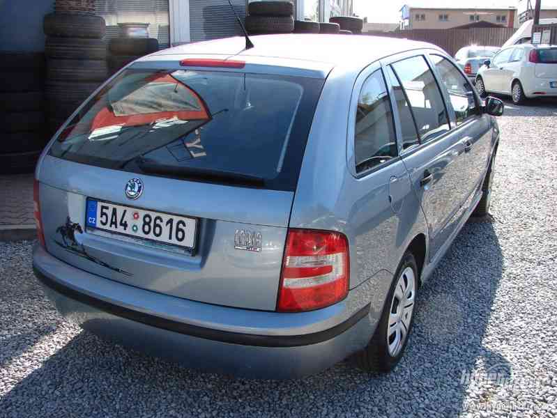 Škoda Fabia 1.2i 47 kw1.Maj.serv.kníž.ČR r.v.2005 - foto 4