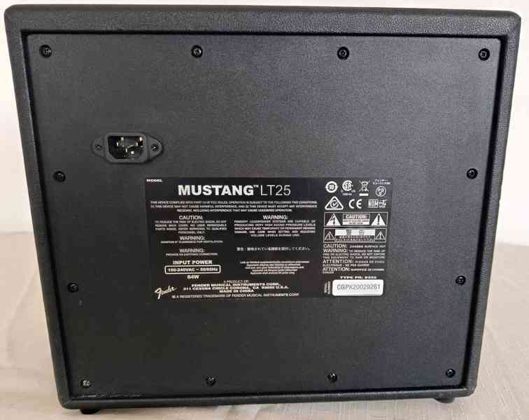 Kytarové modelingové kombo Fender - Mustang LT 25  - foto 3