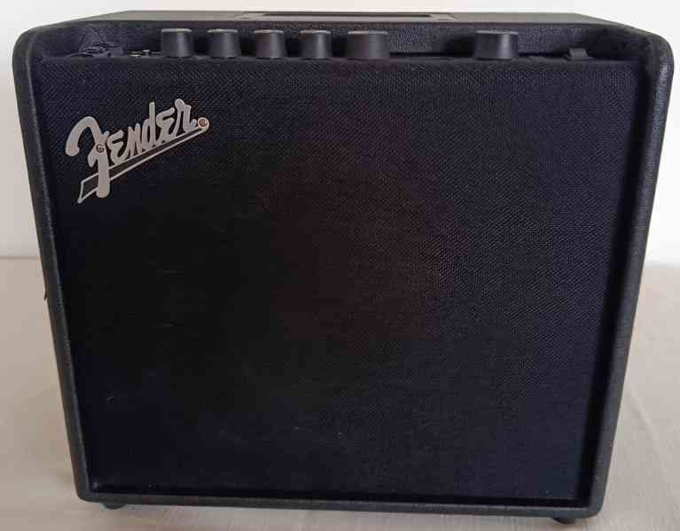 Kytarové modelingové kombo Fender - Mustang LT 25 