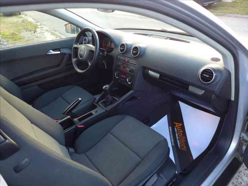 Audi A3 1,6 i - foto 10