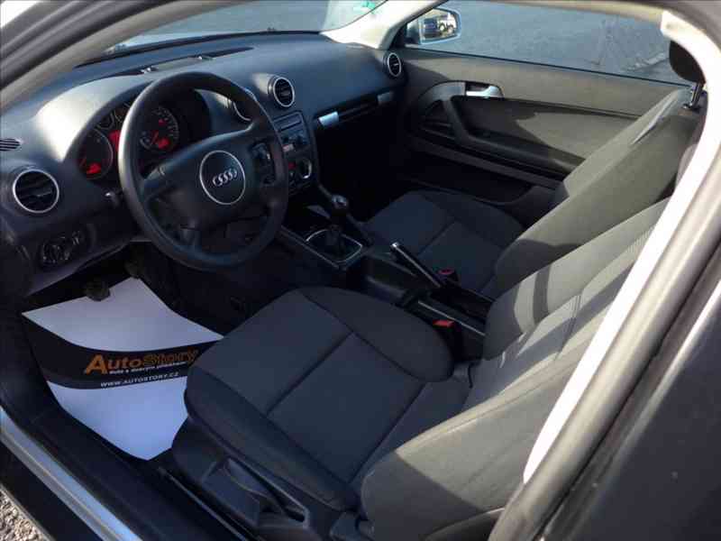 Audi A3 1,6 i - foto 5