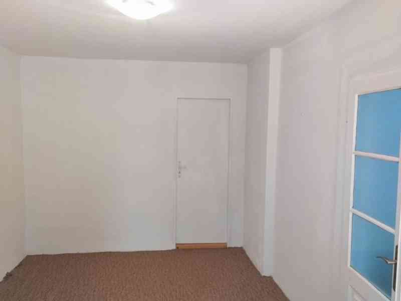 Pronájem , byt 3 + 1 v rodinném domě obec Zbraslavice - foto 12