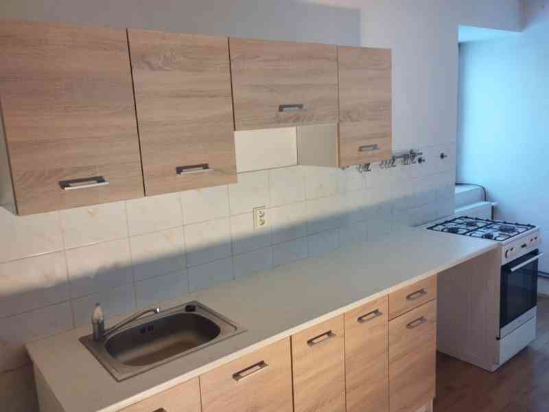 Pronájem , byt 3 + 1 v rodinném domě obec Zbraslavice - foto 4