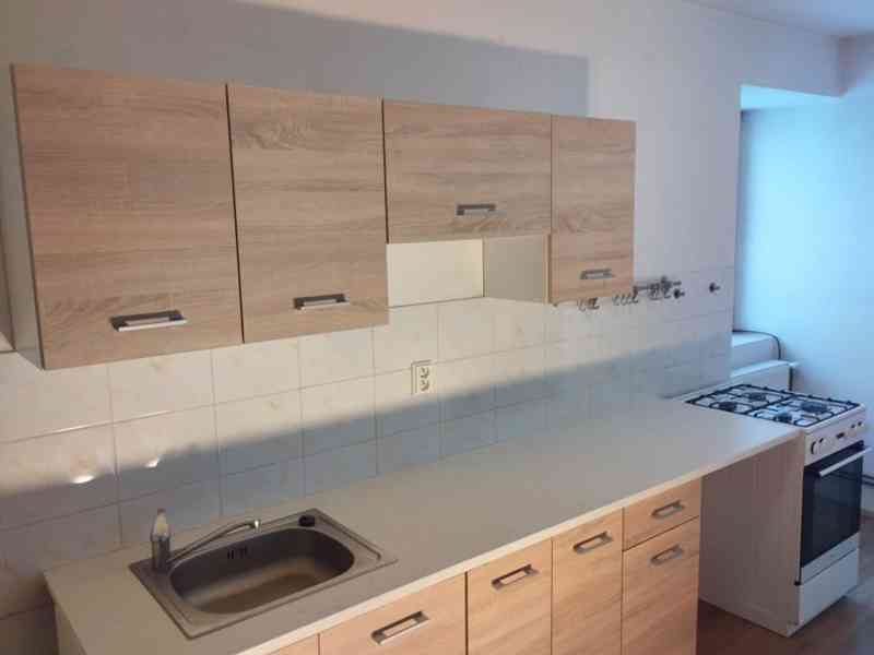 Pronájem , byt 3 + 1 v rodinném domě obec Zbraslavice - foto 6