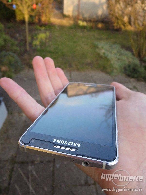 Samsung Galaxy ALPHA - foto 5