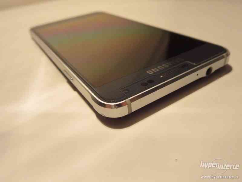 Samsung Galaxy ALPHA - foto 6